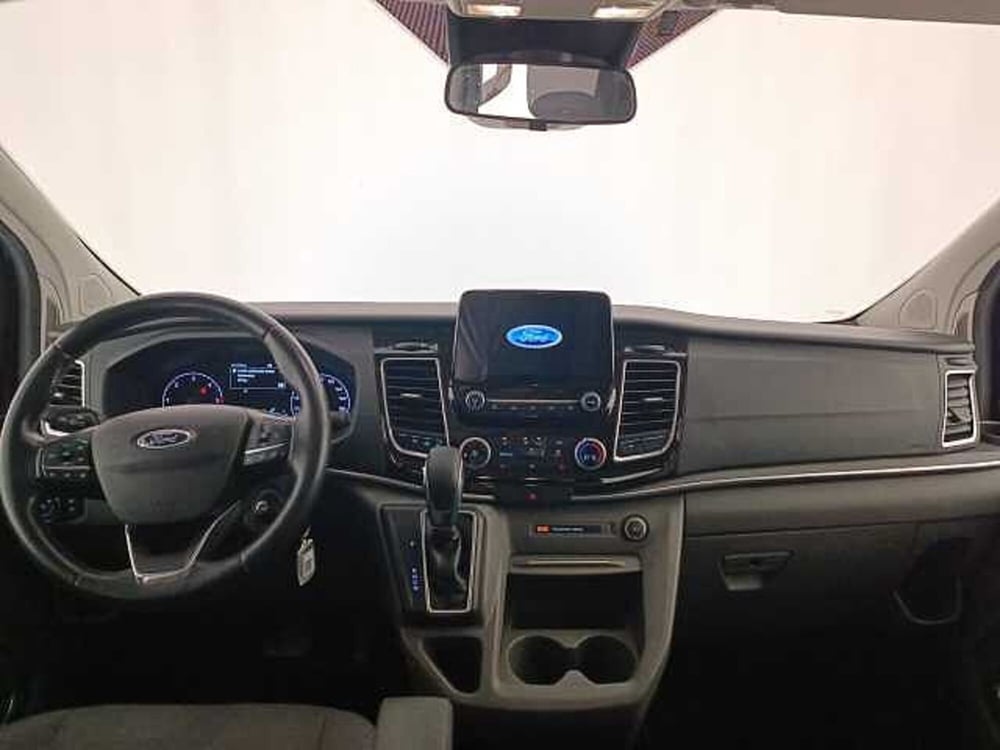 Ford Tourneo Custom usata a Venezia (10)