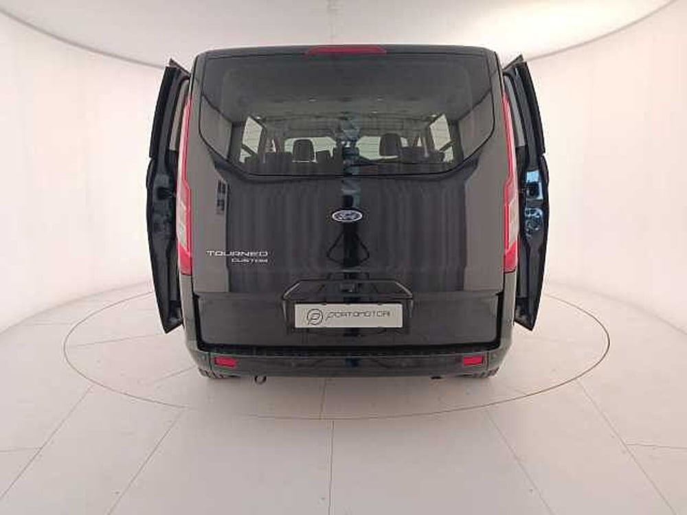 Ford Tourneo Custom usata a Venezia (7)