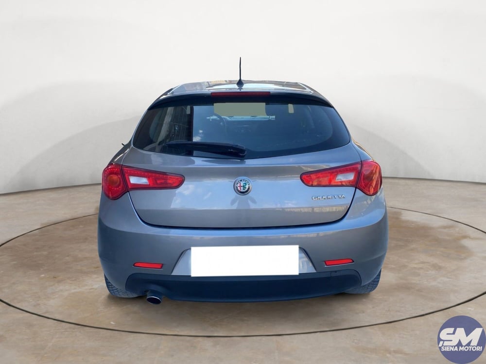 Alfa Romeo Giulietta usata a Siena (4)