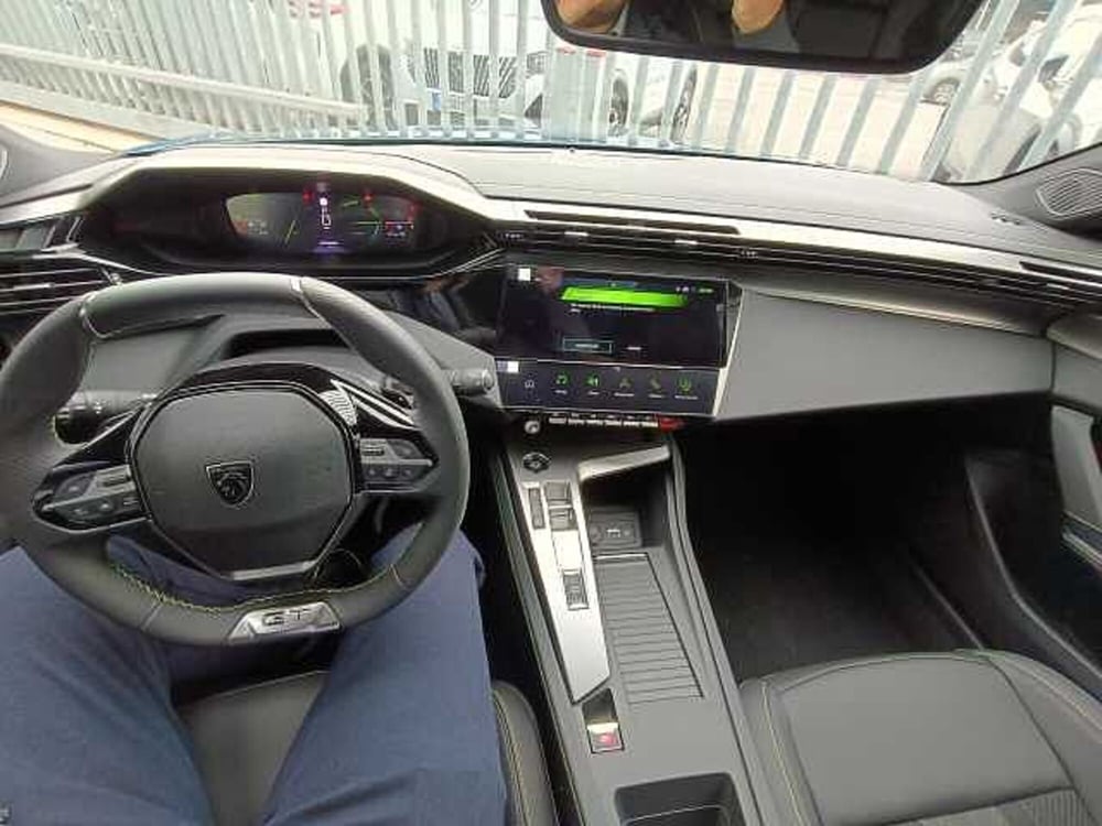 Peugeot 408 nuova a Milano (12)