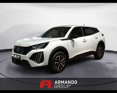 Peugeot 2008 1.2 puretech Active s&amp;s 100cv nuova a Cuneo
