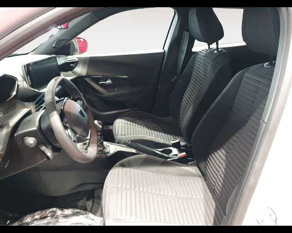 Peugeot 2008 nuova a Cuneo (11)