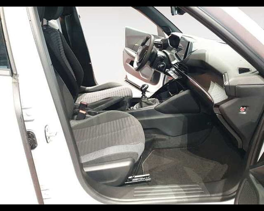 Peugeot 2008 nuova a Cuneo (13)