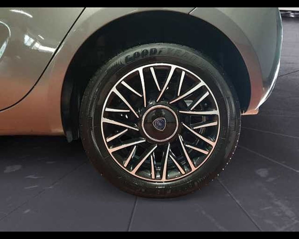 Lancia Ypsilon usata a Cuneo (15)