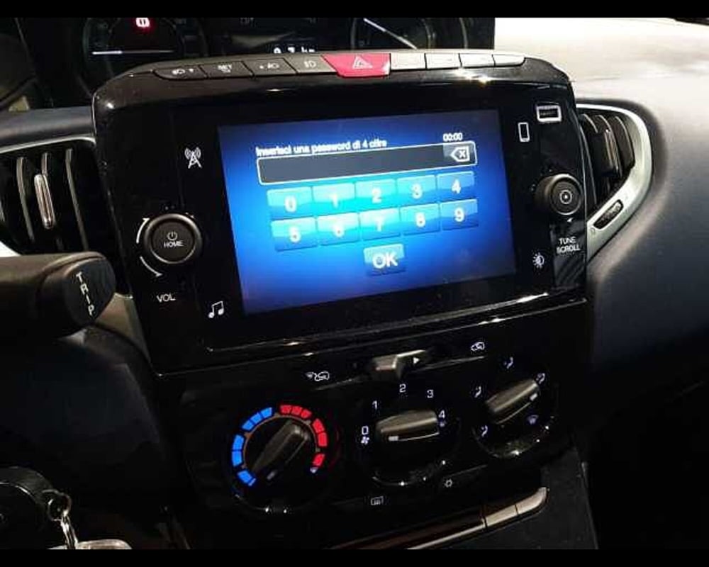 Lancia Ypsilon usata a Cuneo (18)