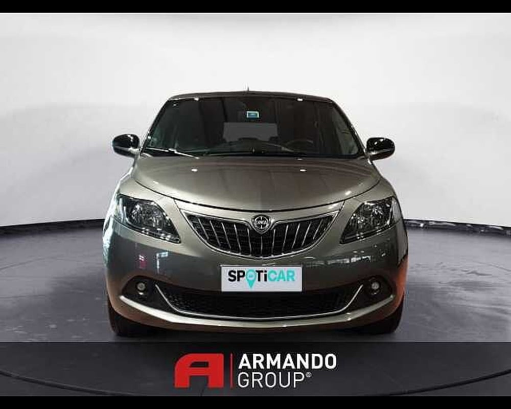 Lancia Ypsilon usata a Cuneo (2)