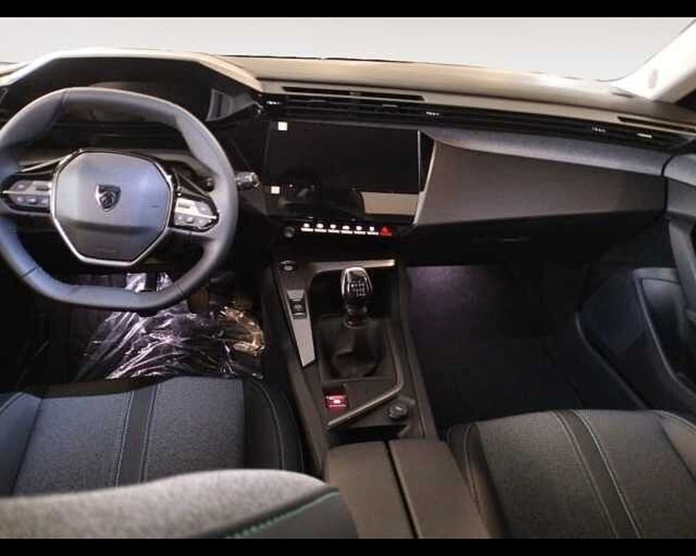 Peugeot 308 SW nuova a Cuneo (16)