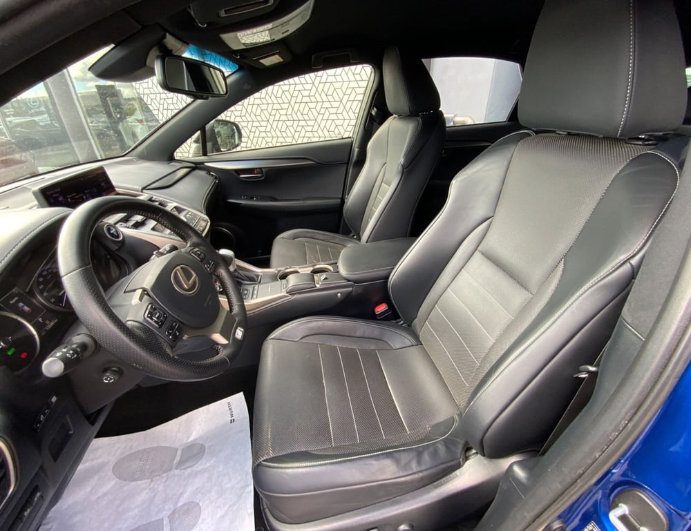 Lexus NX usata a Perugia (16)