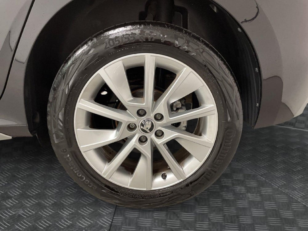 Skoda Kamiq usata a Varese (7)