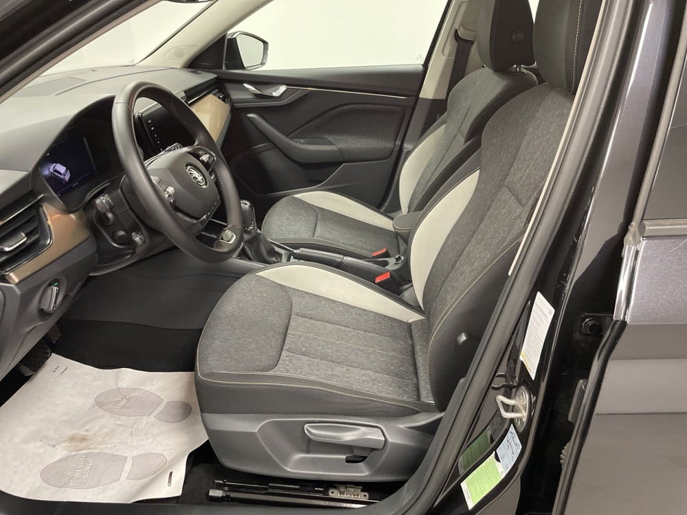 Skoda Kamiq usata a Varese (9)