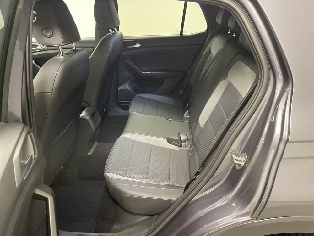 Volkswagen T-Cross usata a Varese (10)