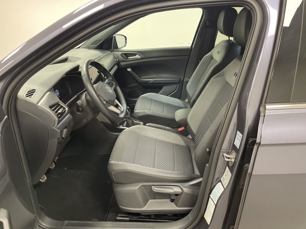 Volkswagen T-Cross usata a Varese (9)