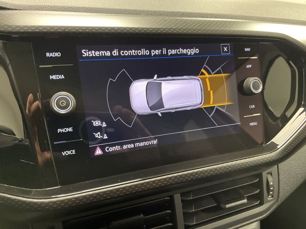 Volkswagen T-Cross usata a Varese (12)