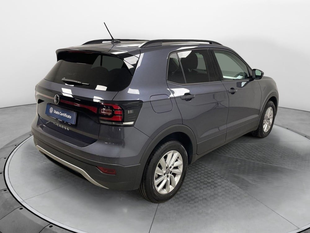 Volkswagen T-Cross usata a Varese (6)