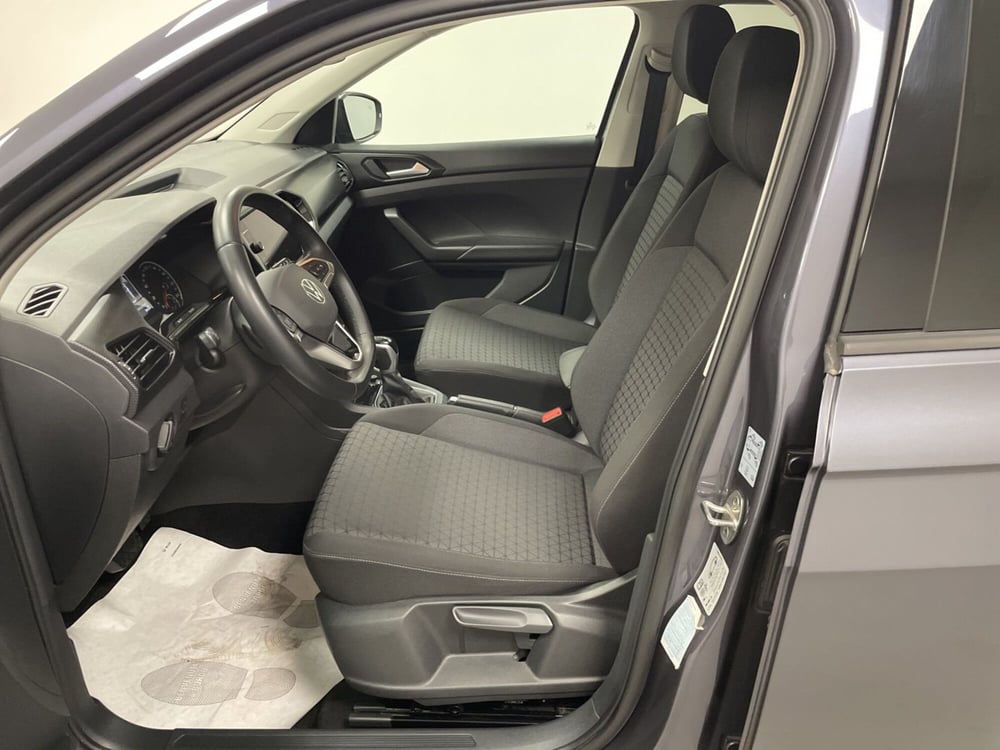 Volkswagen T-Cross usata a Varese (9)