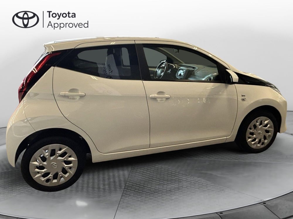 Toyota Aygo usata a Bergamo (14)