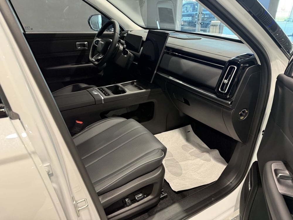 Jaecoo Jaecoo 7 Super Hybrid nuova a Milano (11)