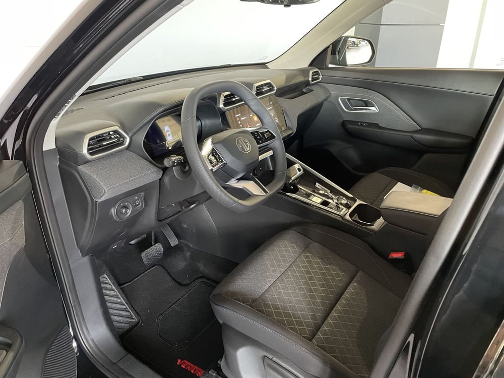 Mg ZS nuova a Milano (9)