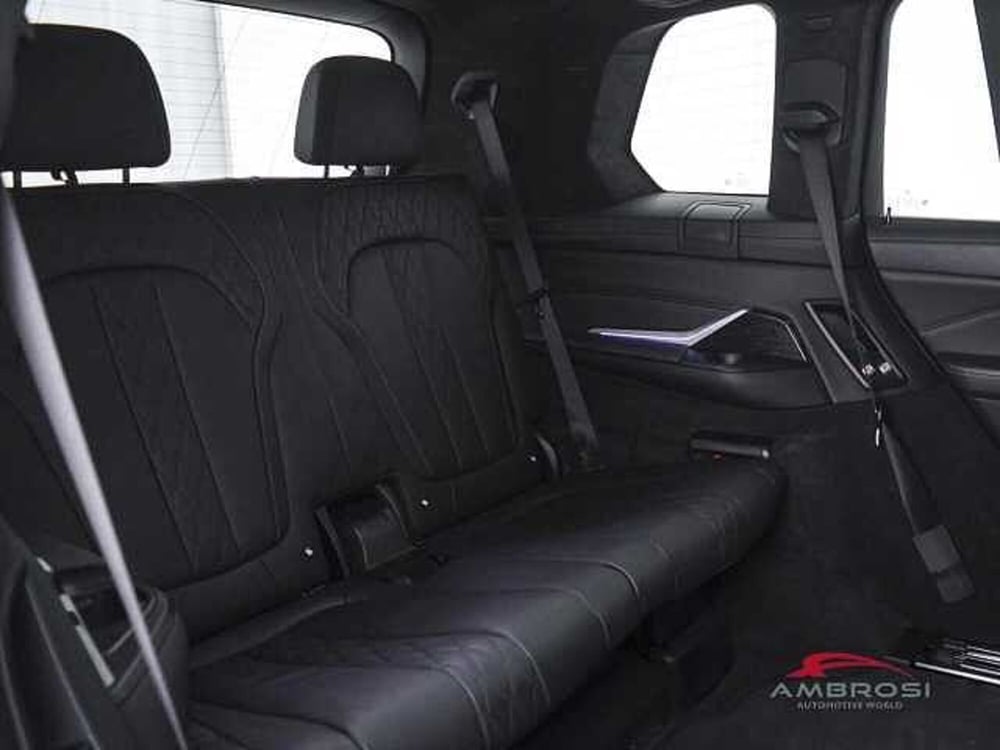 BMW X7 usata a Viterbo (12)