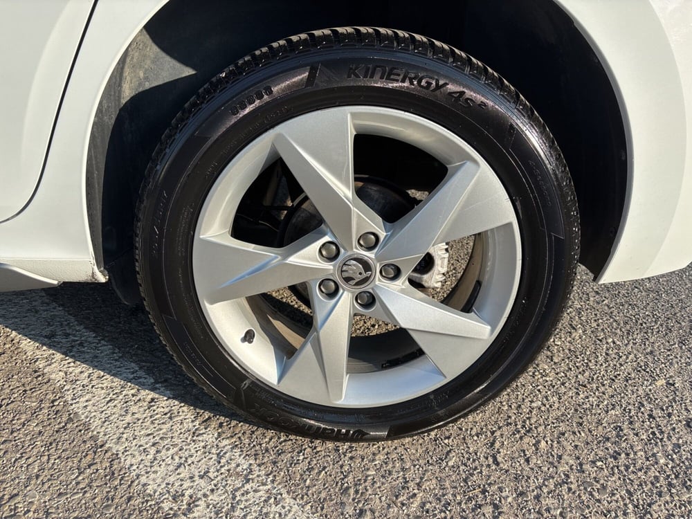 Skoda Kamiq usata a Modena (9)