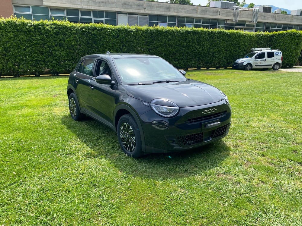 Fiat 600 nuova a Salerno (2)