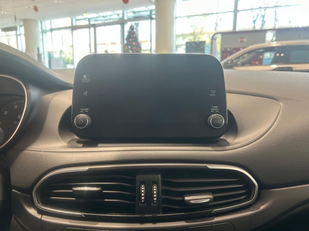 Fiat Tipo nuova a Salerno (18)