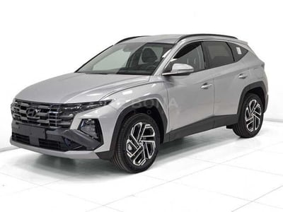 Hyundai Tucson 1.6 hev Exellence 2wd auto nuova a Vicenza