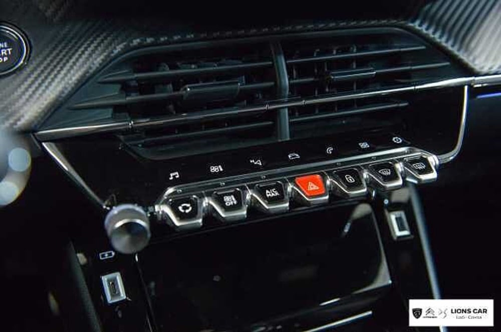 Peugeot 2008 usata a Lodi (18)