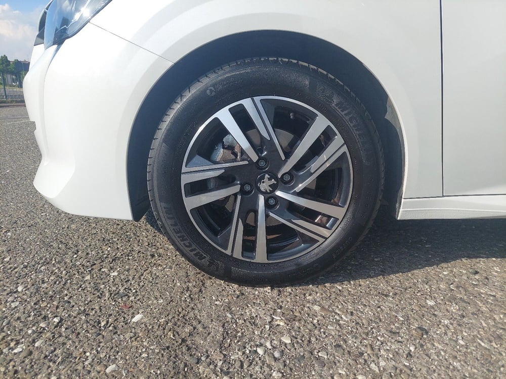 Peugeot 208 usata a Piacenza (17)