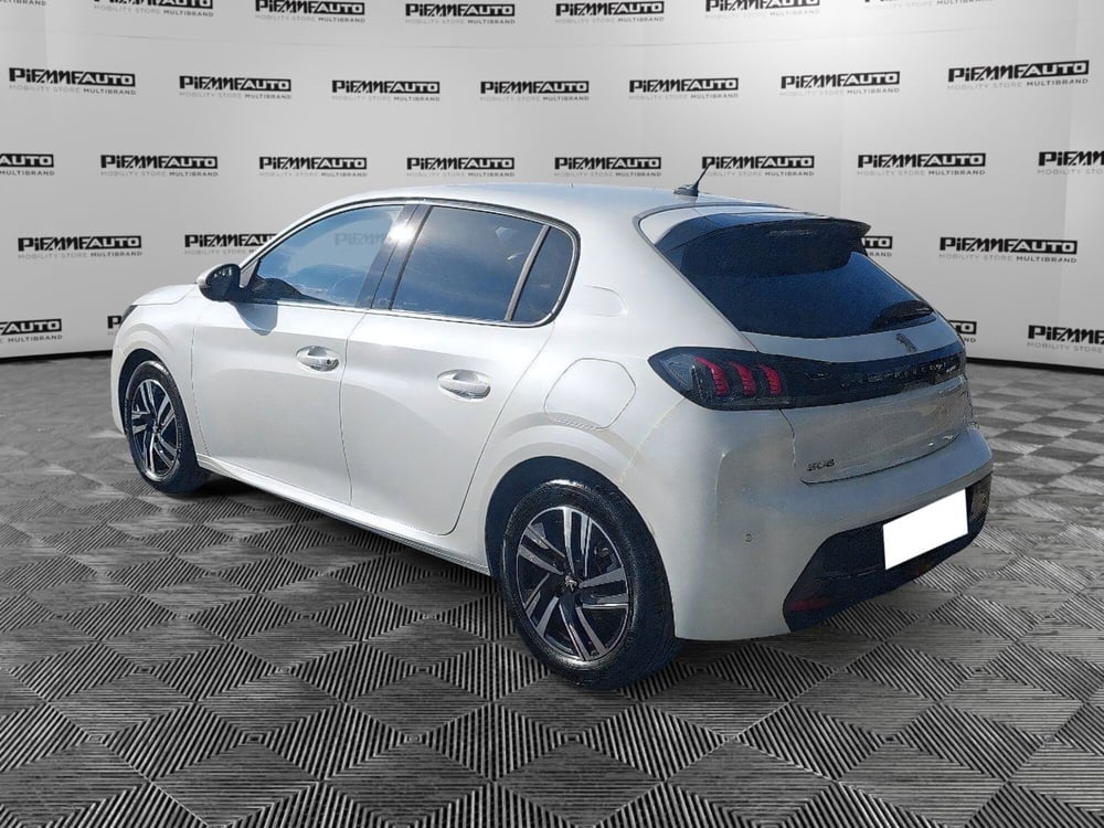 Peugeot 208 usata a Piacenza (3)