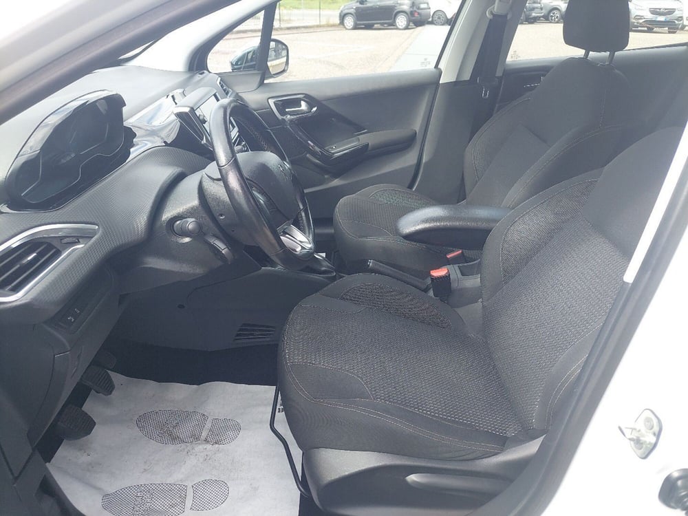 Peugeot 208 usata a Piacenza (10)