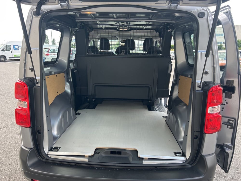Fiat Scudo Furgone nuova a Bergamo (16)