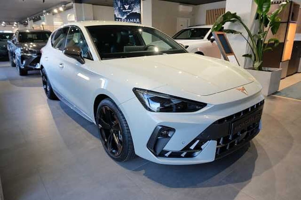 Cupra Leon nuova a Varese