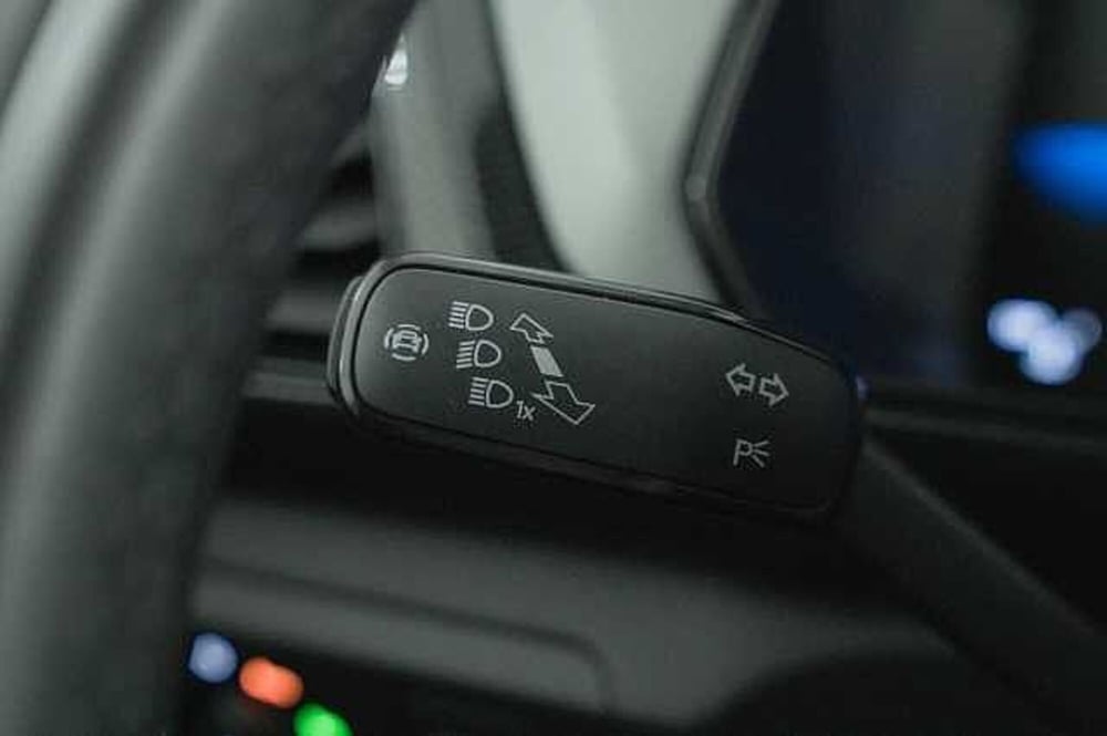 Volkswagen T-Cross usata a Como (20)