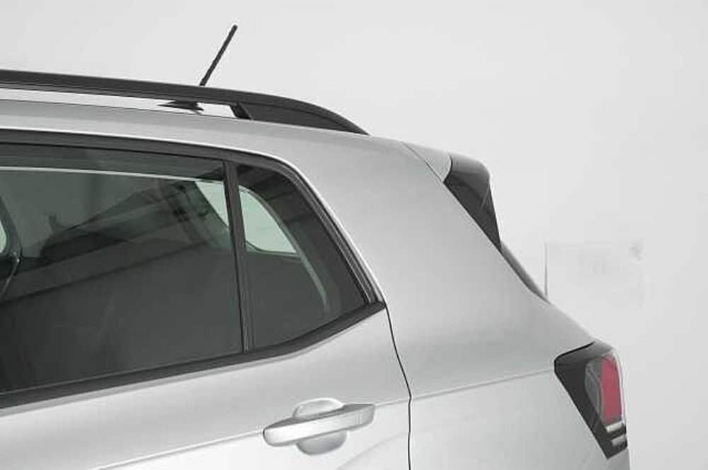 Volkswagen T-Cross usata a Como (7)