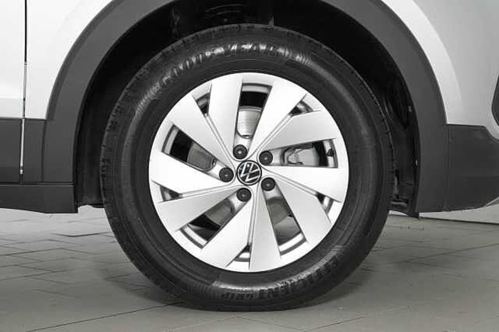 Volkswagen T-Cross usata a Como (9)