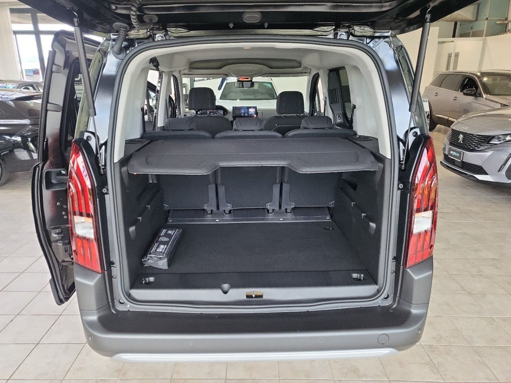 Peugeot Rifter nuova a Vicenza (14)