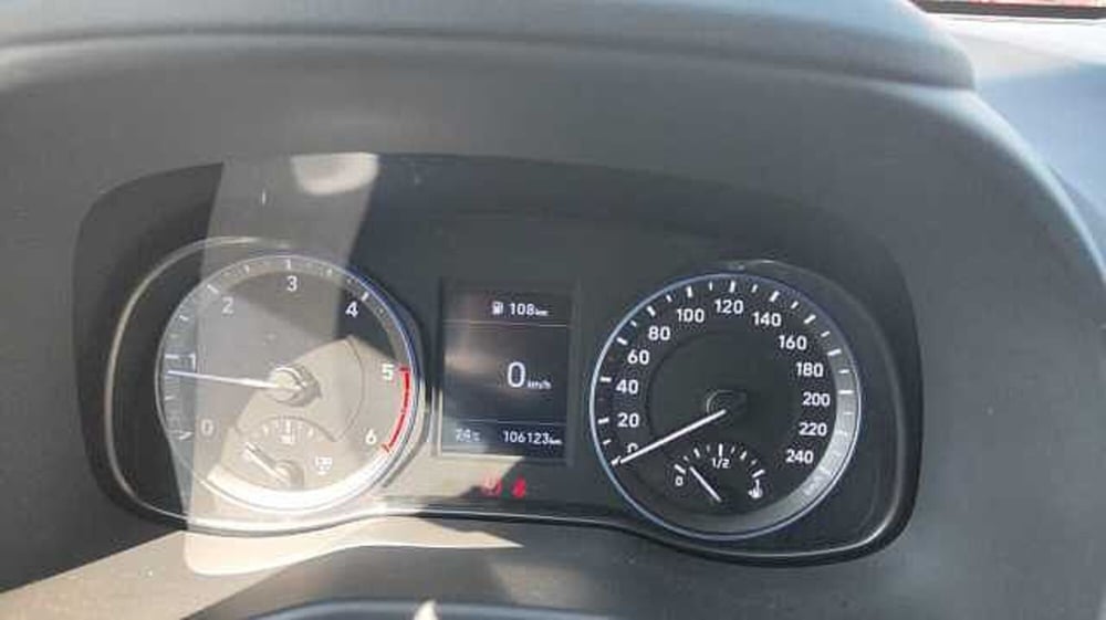 Hyundai Kona usata a Firenze (2)