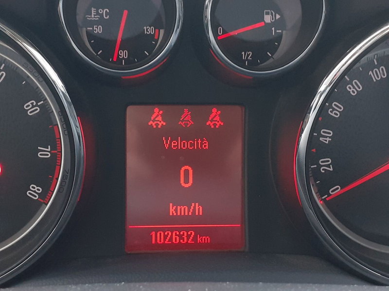 Opel Mokka usata a Modena (10)