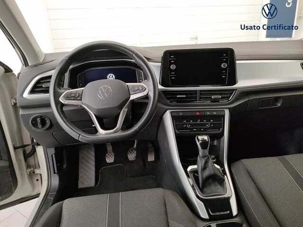 Volkswagen T-Roc usata a Varese (15)