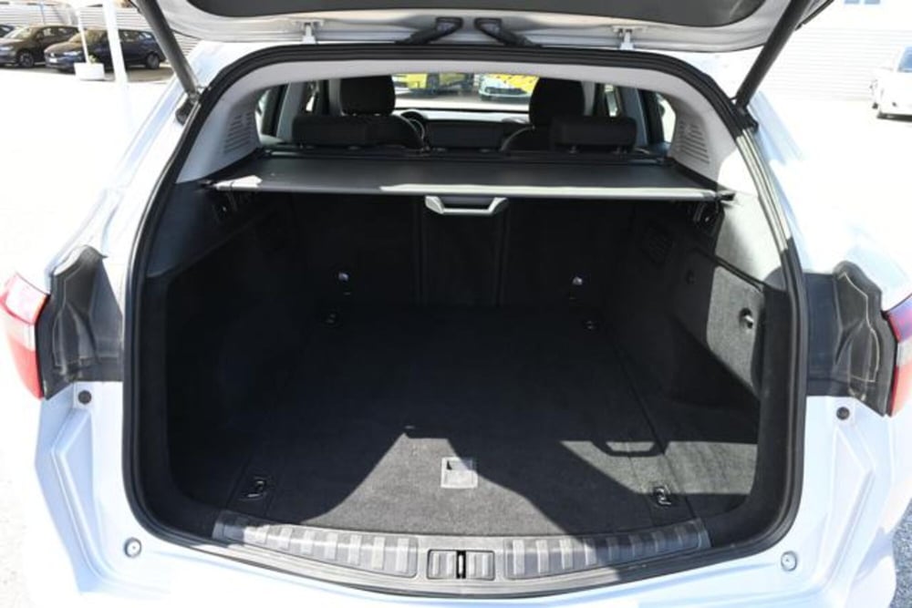Alfa Romeo Stelvio usata a Torino (8)