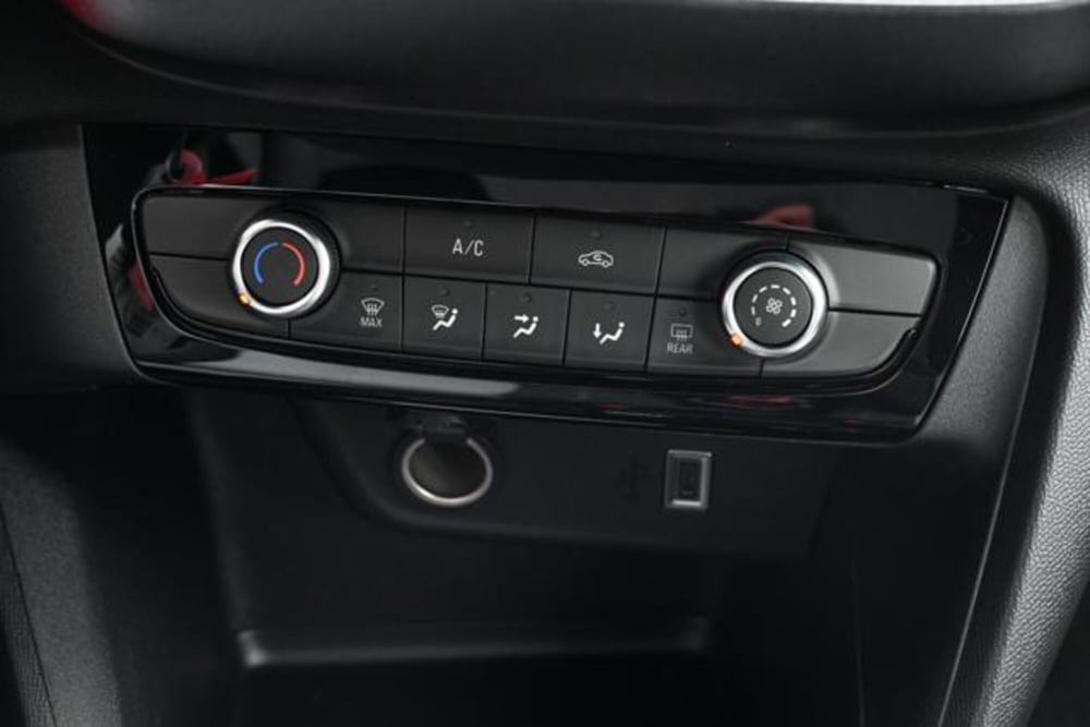 Opel Corsa nuova a Torino (19)