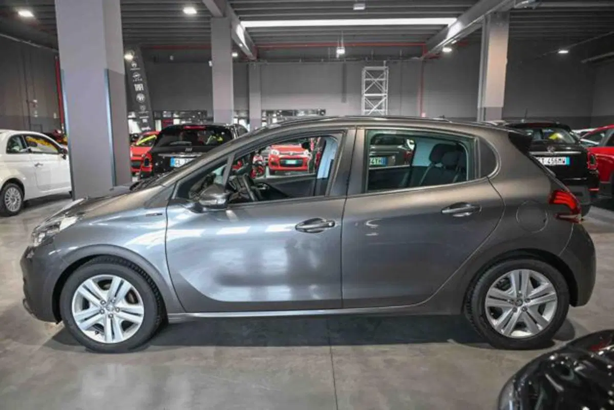 Peugeot 208 usata a Torino (8)