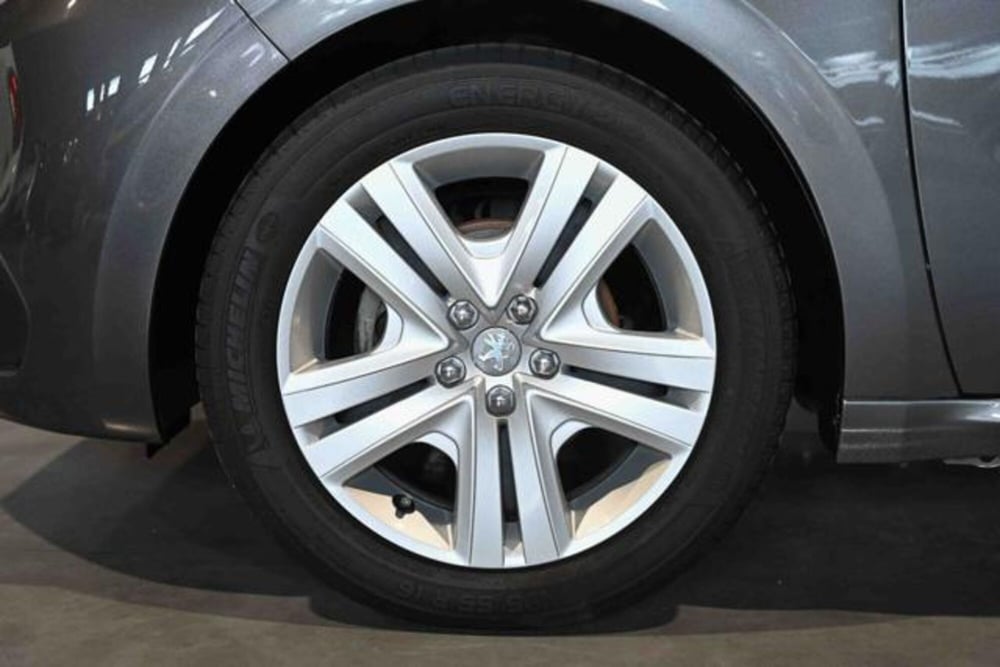 Peugeot 208 usata a Torino (9)