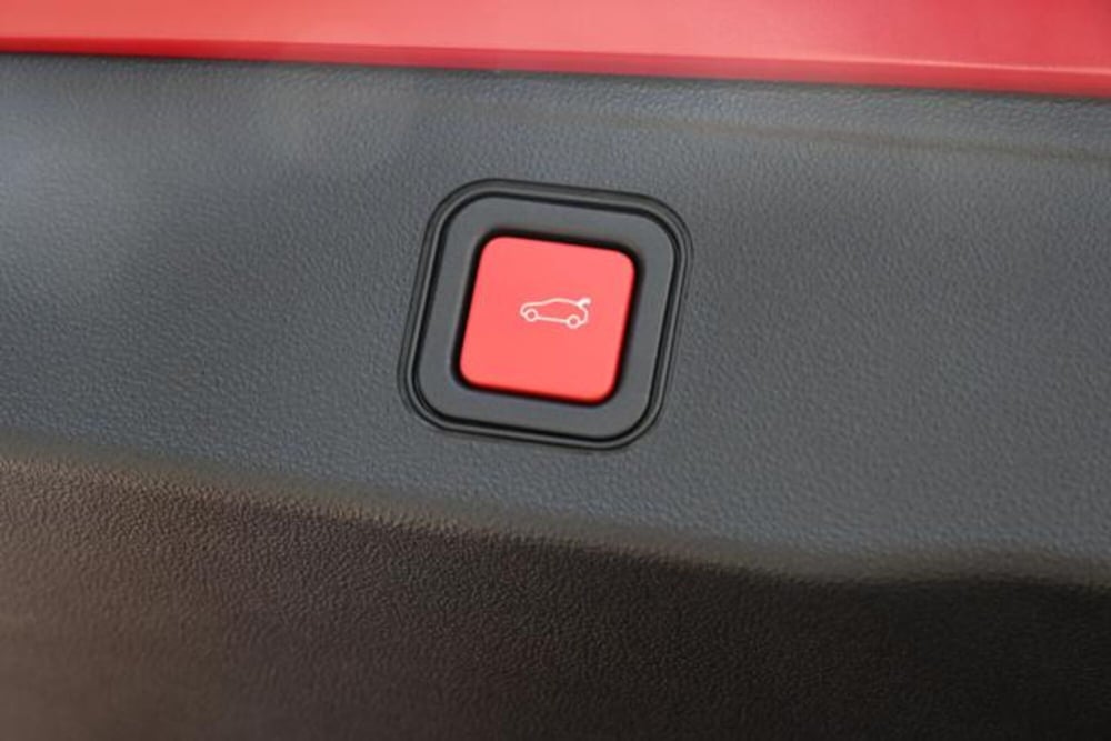 Jeep Avenger nuova a Torino (10)