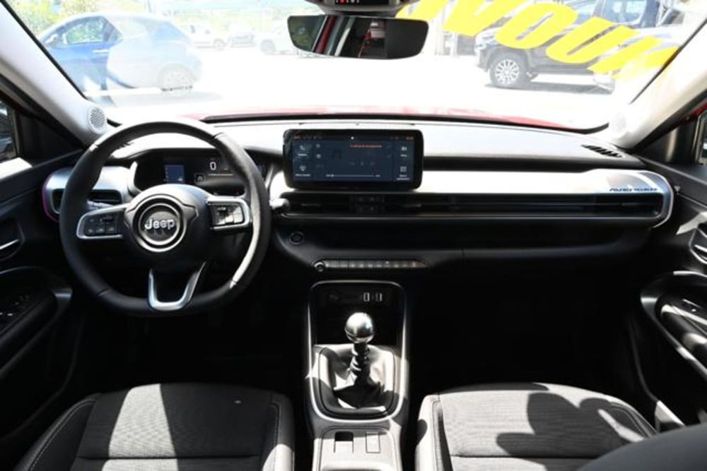 Jeep Avenger nuova a Torino (12)