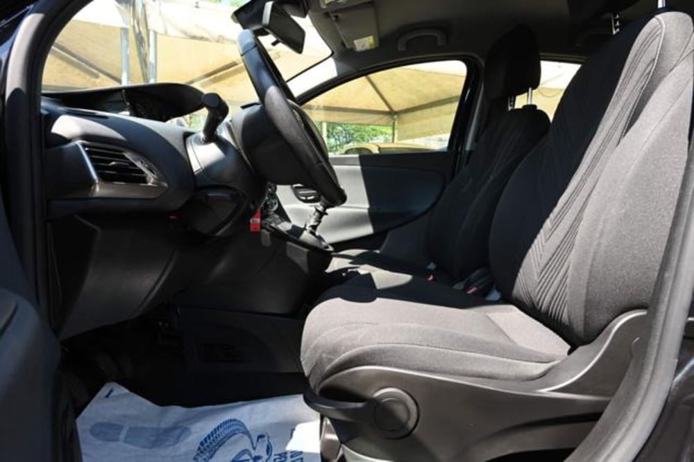 Lancia Ypsilon usata a Torino (13)