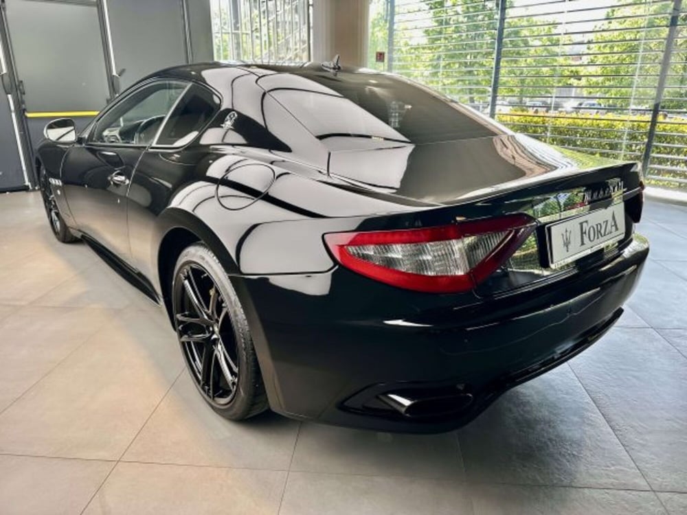 Maserati Granturismo usata a Torino (8)