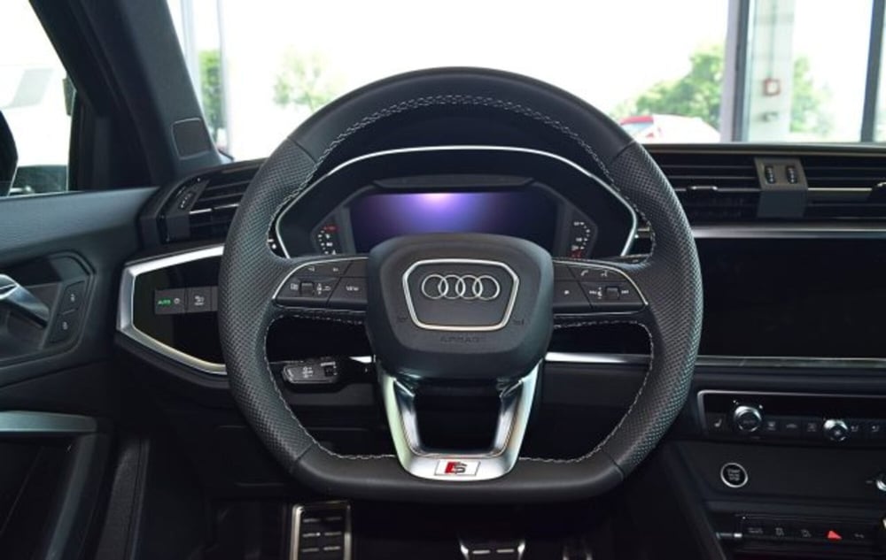 Audi Q3 Sportback nuova a Verona (12)