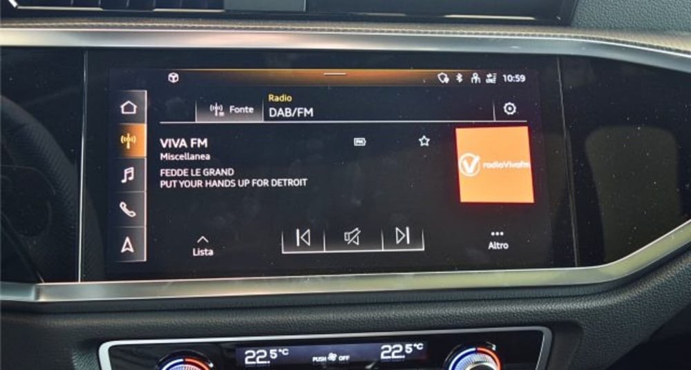 Audi Q3 Sportback nuova a Verona (17)